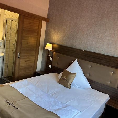 Hotel Pasa Paradies Kostenlose Parkplaetze Hanau Kültér fotó