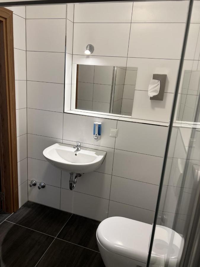 Hotel Pasa Paradies Kostenlose Parkplaetze Hanau Kültér fotó