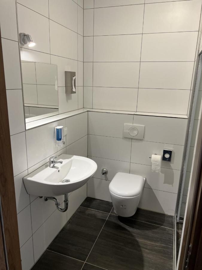 Hotel Pasa Paradies Kostenlose Parkplaetze Hanau Kültér fotó