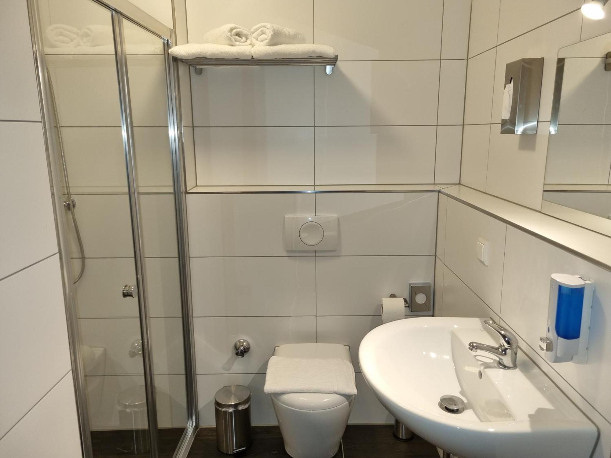 Hotel Pasa Paradies Kostenlose Parkplaetze Hanau Kültér fotó